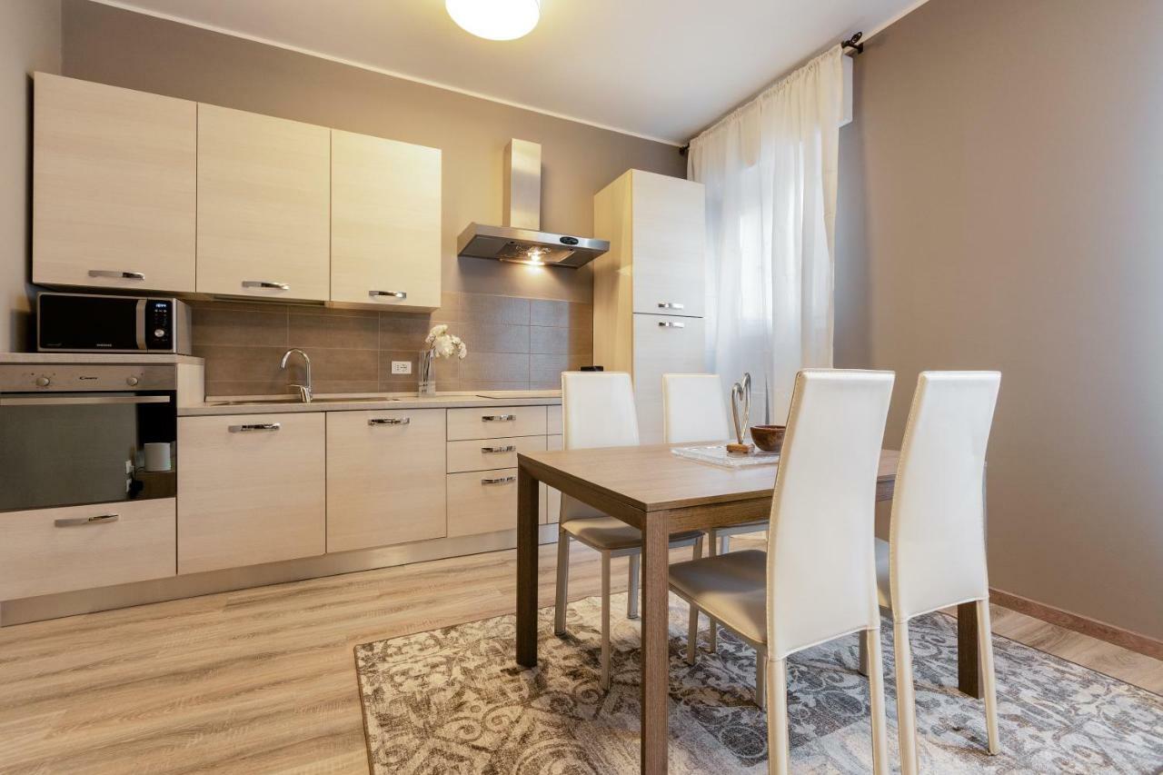 Verona Borgo Roma Apartment Bagian luar foto